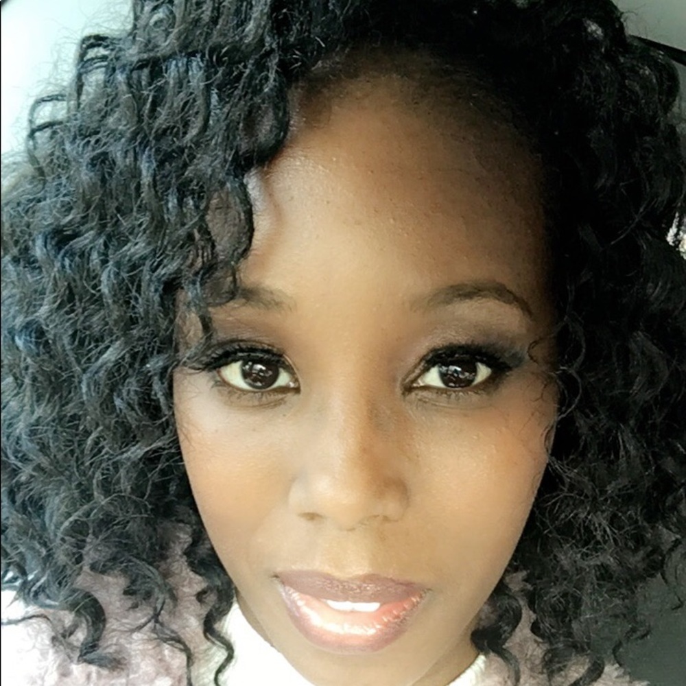 Meet your Posher, Shakelah